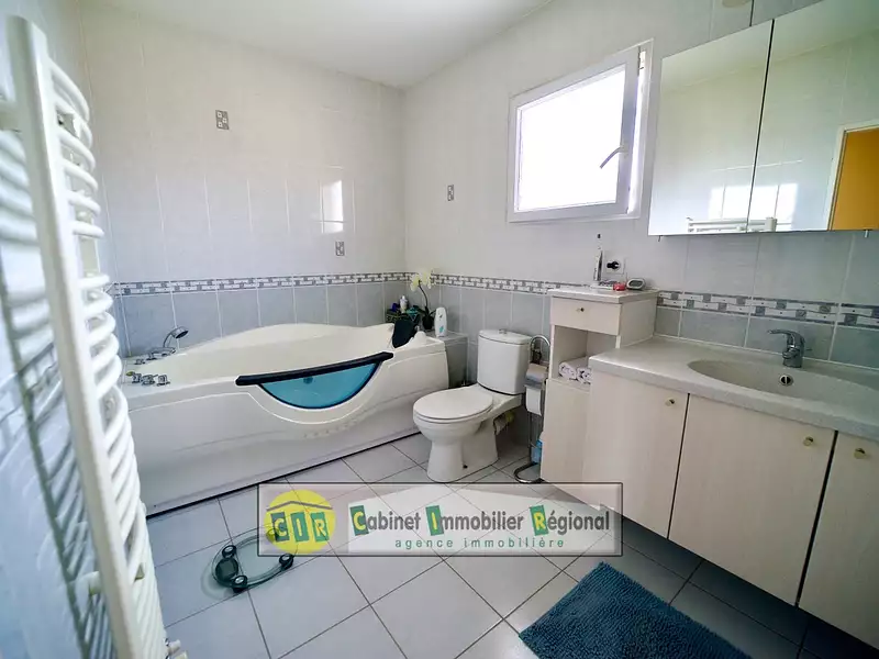 Maison, 160 m²