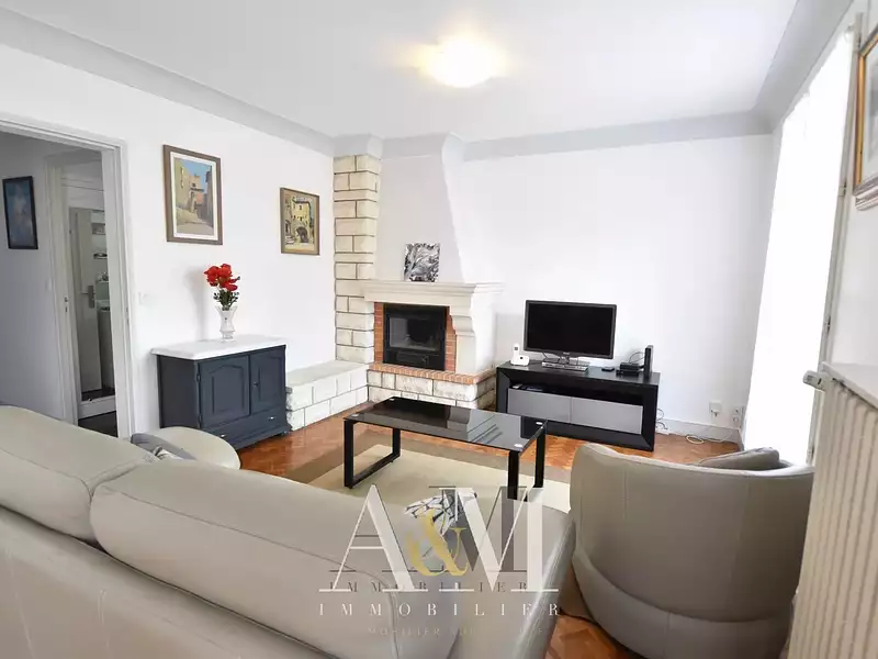Maison, 162 m²