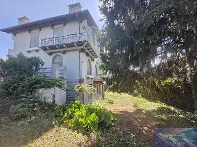 Maison, 350 m²