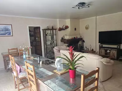 Maison, 146 m²
