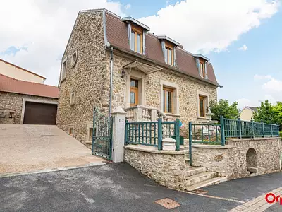 Maison, 242 m²