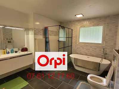 Maison, 180 m²