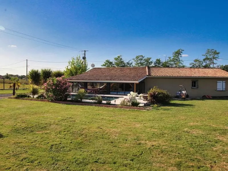 Maison, 175 m²