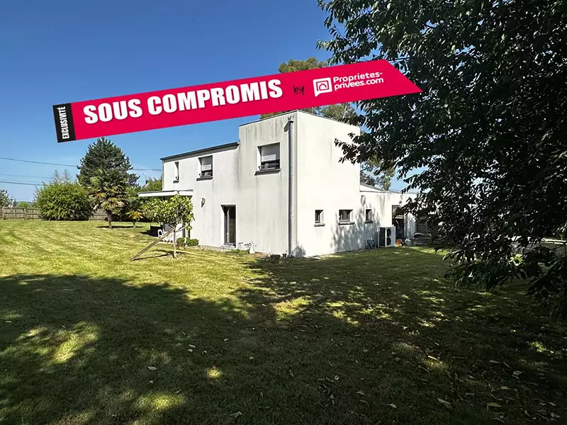 Maison, 210 m²