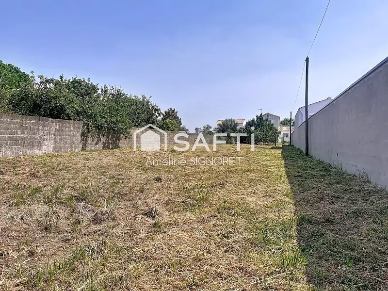 Terrain, 799 m²