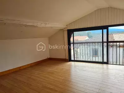Immeuble, 111 m²