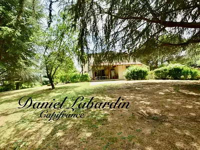 Maison, 230 m²