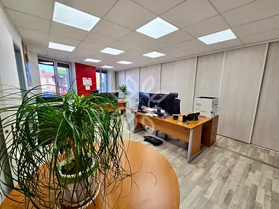 Immeuble, 380 m²