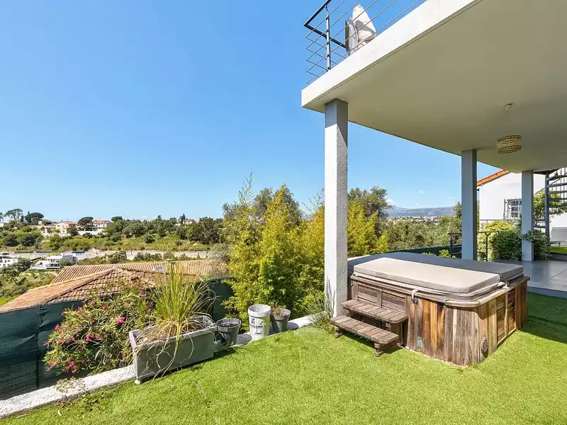 Maison, 220 m²