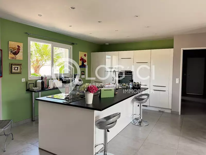 Maison, 115 m²