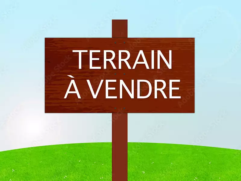 Terrain, 900 m²