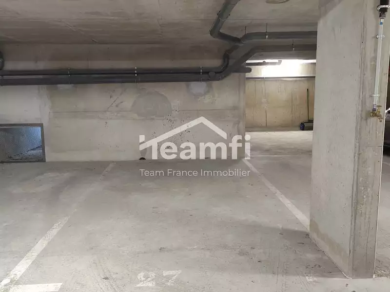 Parking, 12 m²