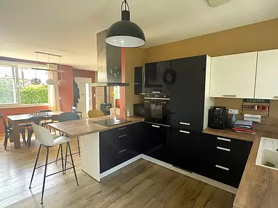 Maison, 114 m²