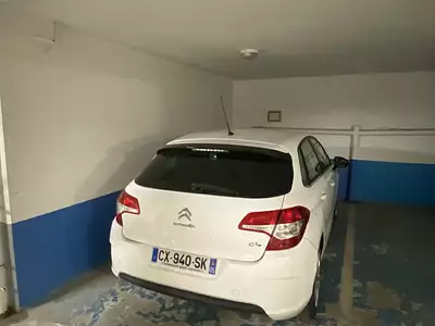 Parking, 10 m²