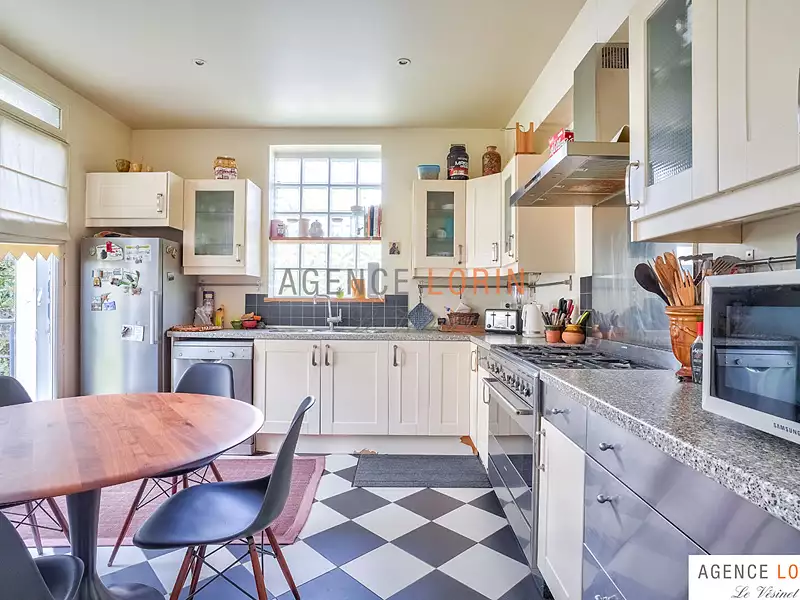 Maison, 175 m²