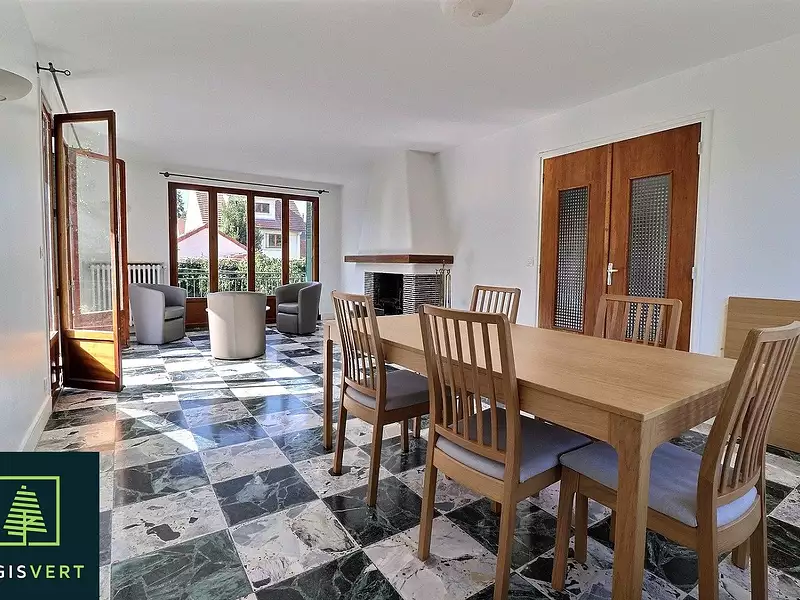 Maison, 125 m²