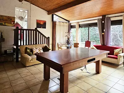 Maison, 243 m²
