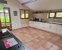 Maison, 275 m²
