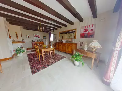 Maison, 260 m²