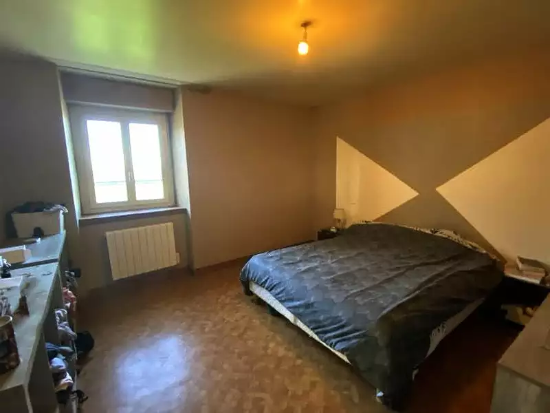 Maison, 225 m²
