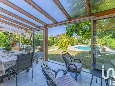 Maison, 267 m²