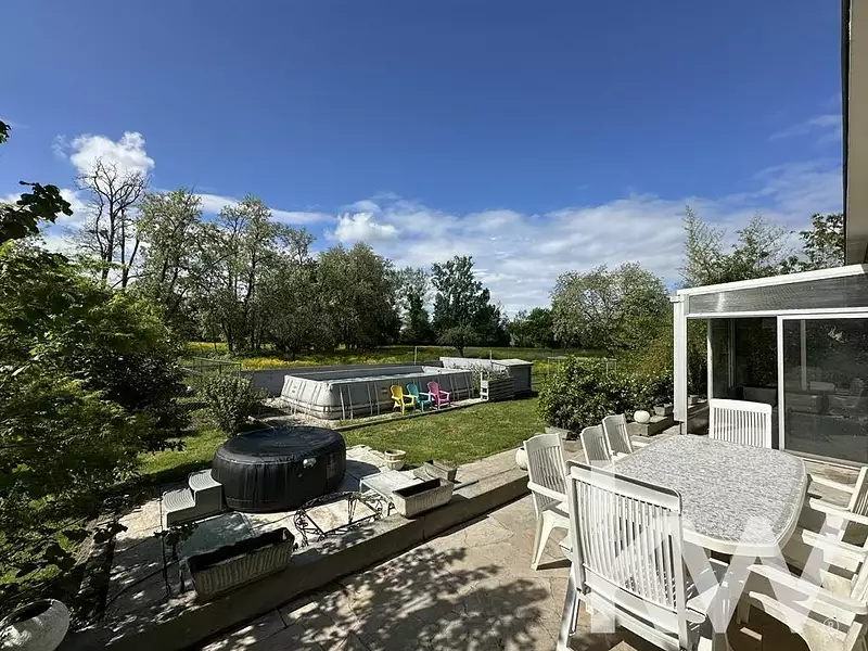 Maison, 202 m²
