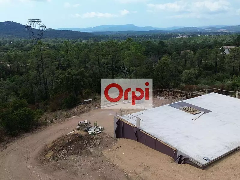 Terrain, 8 629 m²