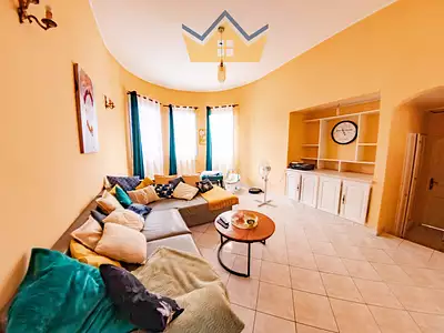 Maison, 240 m²