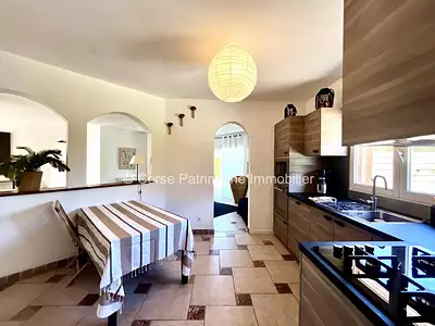 Maison, 148 m²