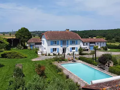Maison, 325 m²