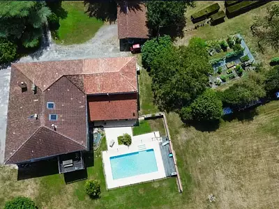 Maison, 400 m²