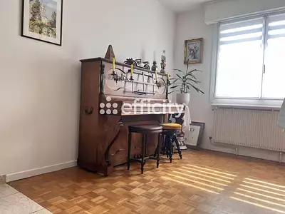 Maison, 240 m²