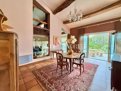 Maison, 290 m²