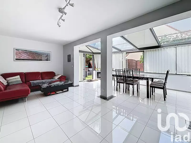 Maison, 93 m²