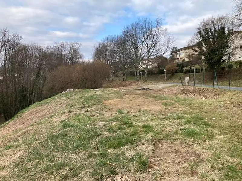 Terrain, 1 670 m²