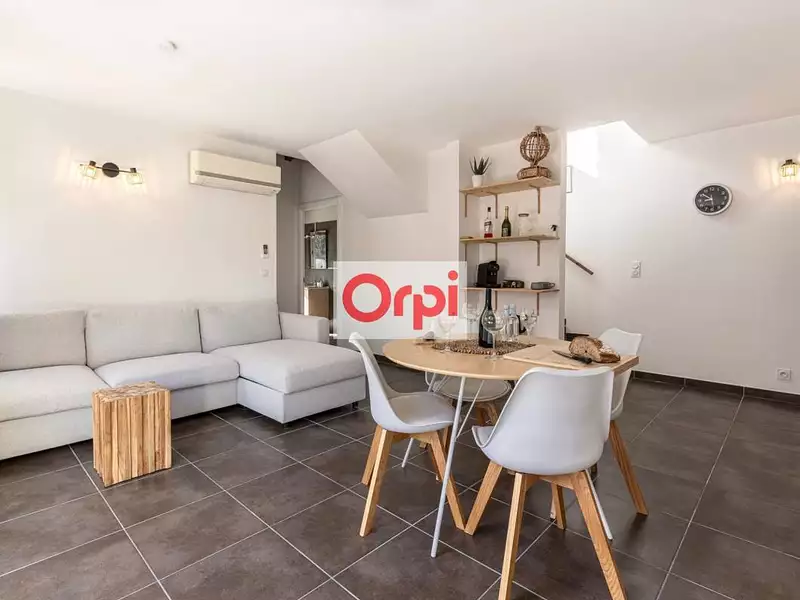 Maison, 70 m²
