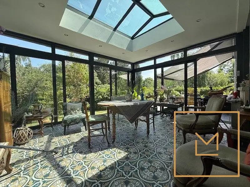 Maison, 270 m²