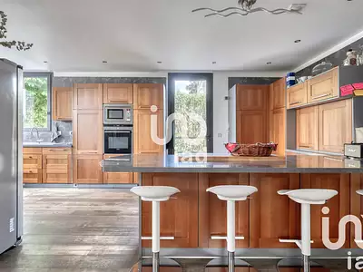 Maison, 343 m²