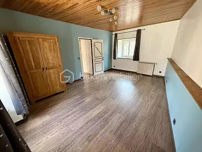 Maison, 240 m²