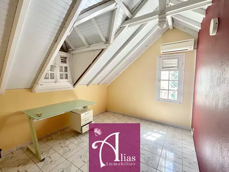 Maison, 172 m²