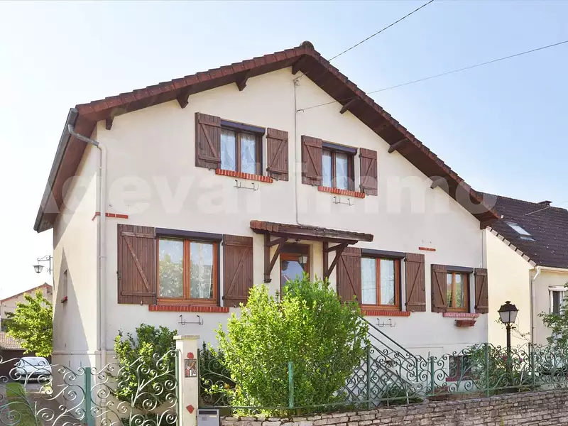 Maison, 125 m²