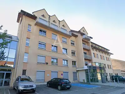 Immeuble, 2 915,85 m²