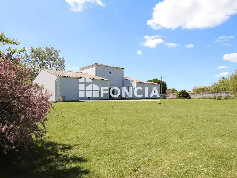 Vente maison 7 pièces 185 m² Châtelaillon-Plage (17340) - Superimmo