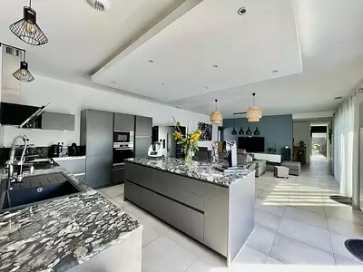 Maison, 206 m²