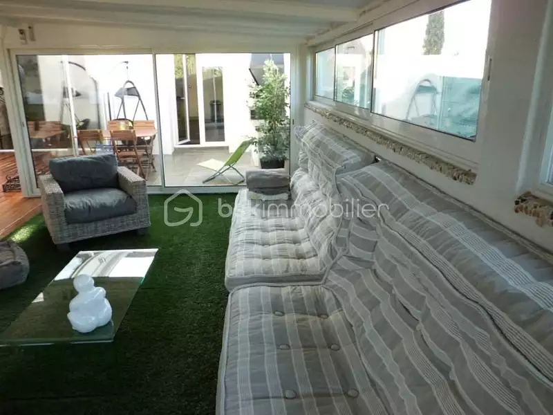 Maison, 208 m²