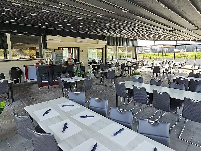 Divers, 645 m²