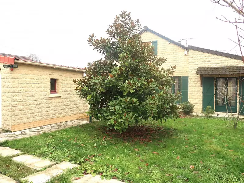 Maison, 93 m²