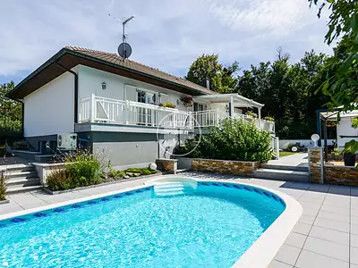 Maison, 232 m²