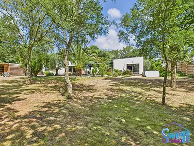 Maison, 225 m²