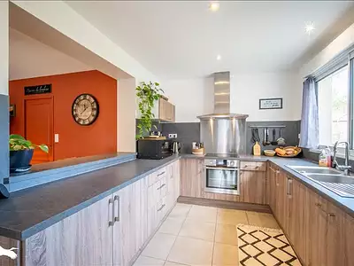 Maison, 215 m²